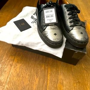 MCM visetoe SILVER TOE MENS SIZE 42